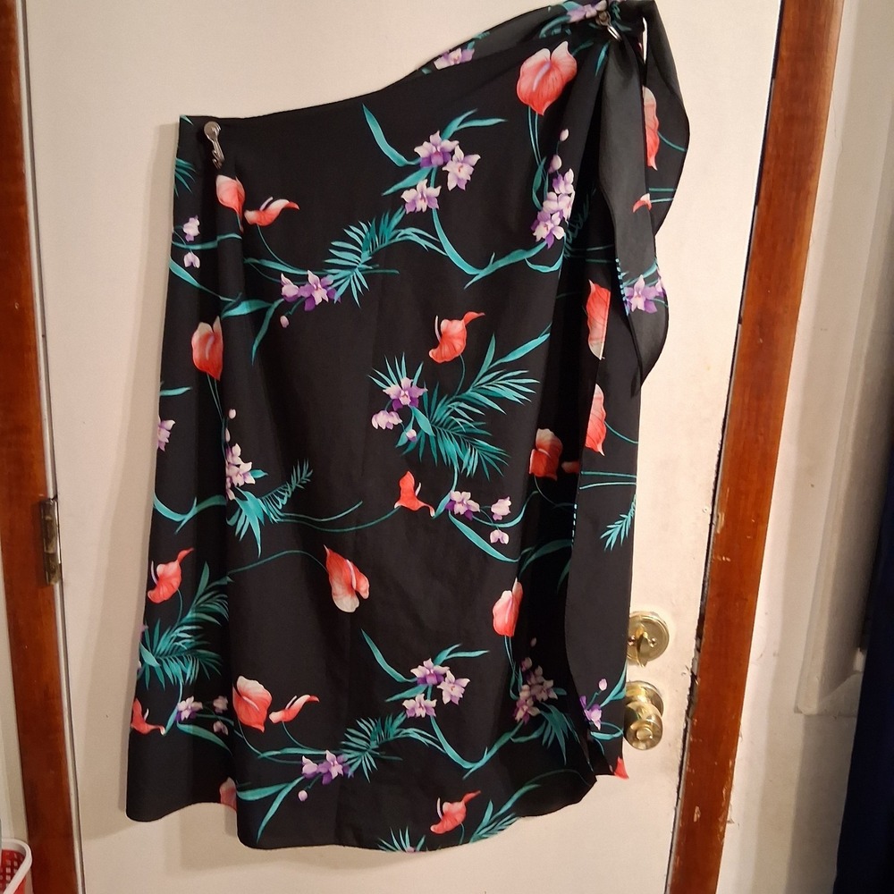 Vintage Tropical Floral Sarong Beachy Cruise USA Hawaiian L EUC